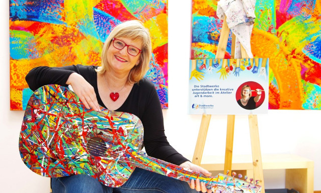 Mit unserer Wallbox und der Ladekarte sind Sie im ganzen Land sauber unterwegs.